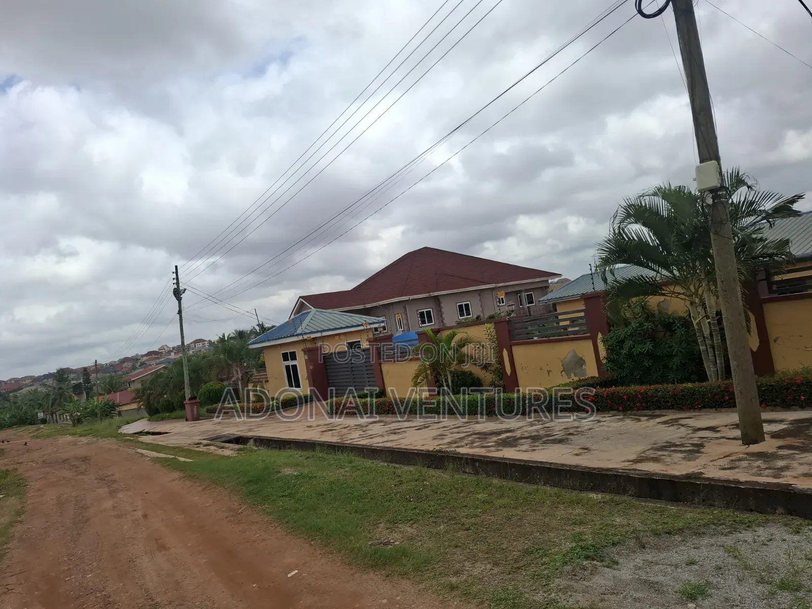 Full Plot of Land for Sale in Daban