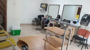 Hair Dressing Salon