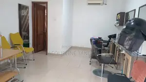 Hair Dressing Salon