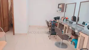 Hair Dressing Salon