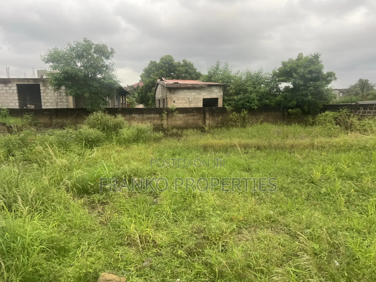 Titled Land for Sale at Lakeside Community
