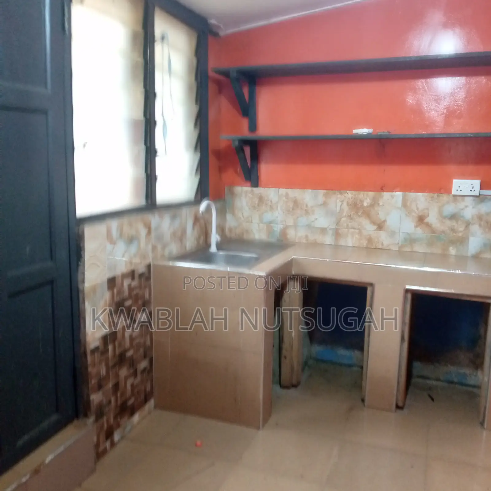 1bdrm Room & Parlour in Buade for rent