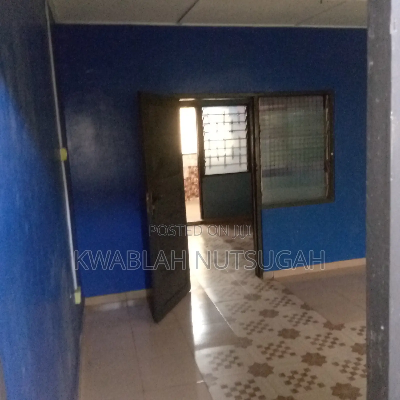 1bdrm Room & Parlour in Buade for rent