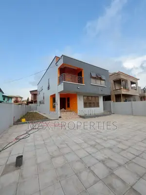 4bdrm House in Haatso for sale