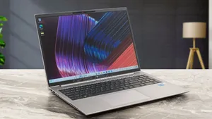 Laptop HP ZBook Firefly 16inch G9 32GB Intel Core i7 SSD 1T
