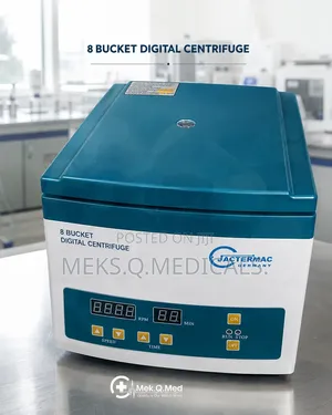 Centrifuge 8 Bucket Digital