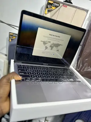 Laptop Apple MacBook Pro 8GB Apple M1 SSD 256GB