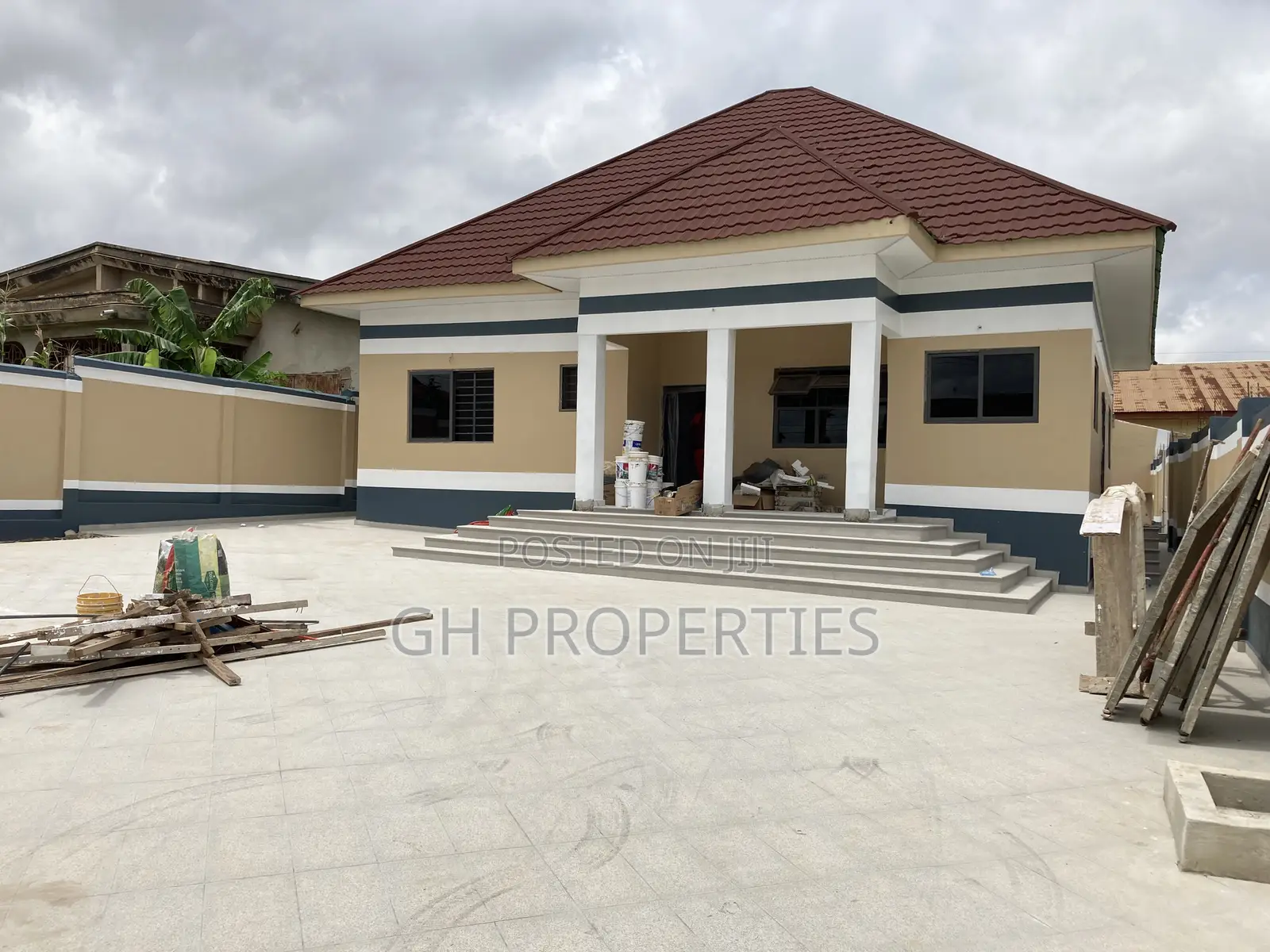 4bdrm House in Daban, Kumasi Metropolitan for sale