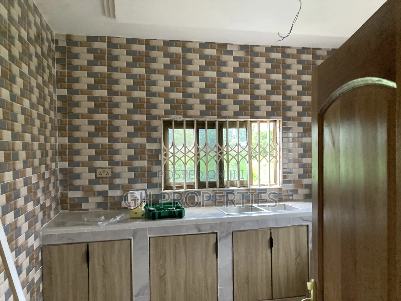 2bdrm Apartment in Sokoban Wood, Kumasi Metropolitan for rent