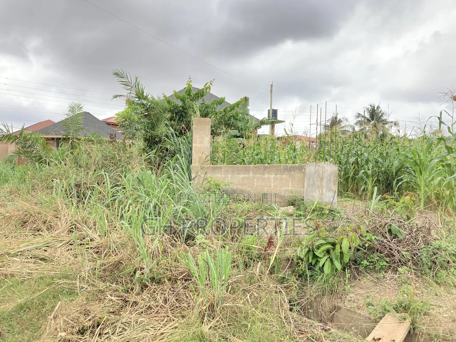 One Plot for Sale at Daban Anyinem.
