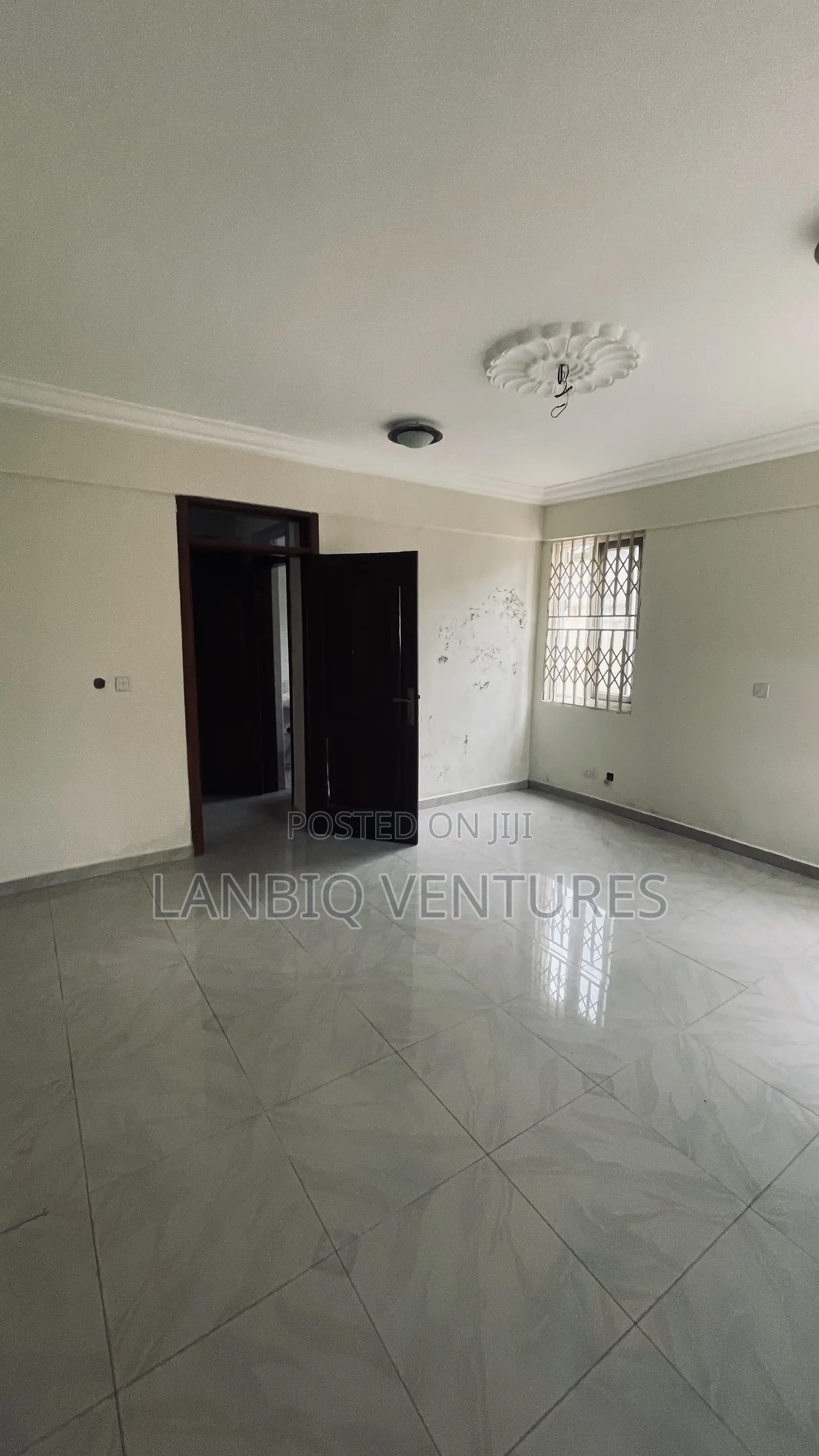 3bdrm Apartment in Ofankor for rent