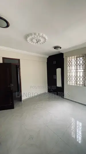 3bdrm Apartment in Ofankor for rent