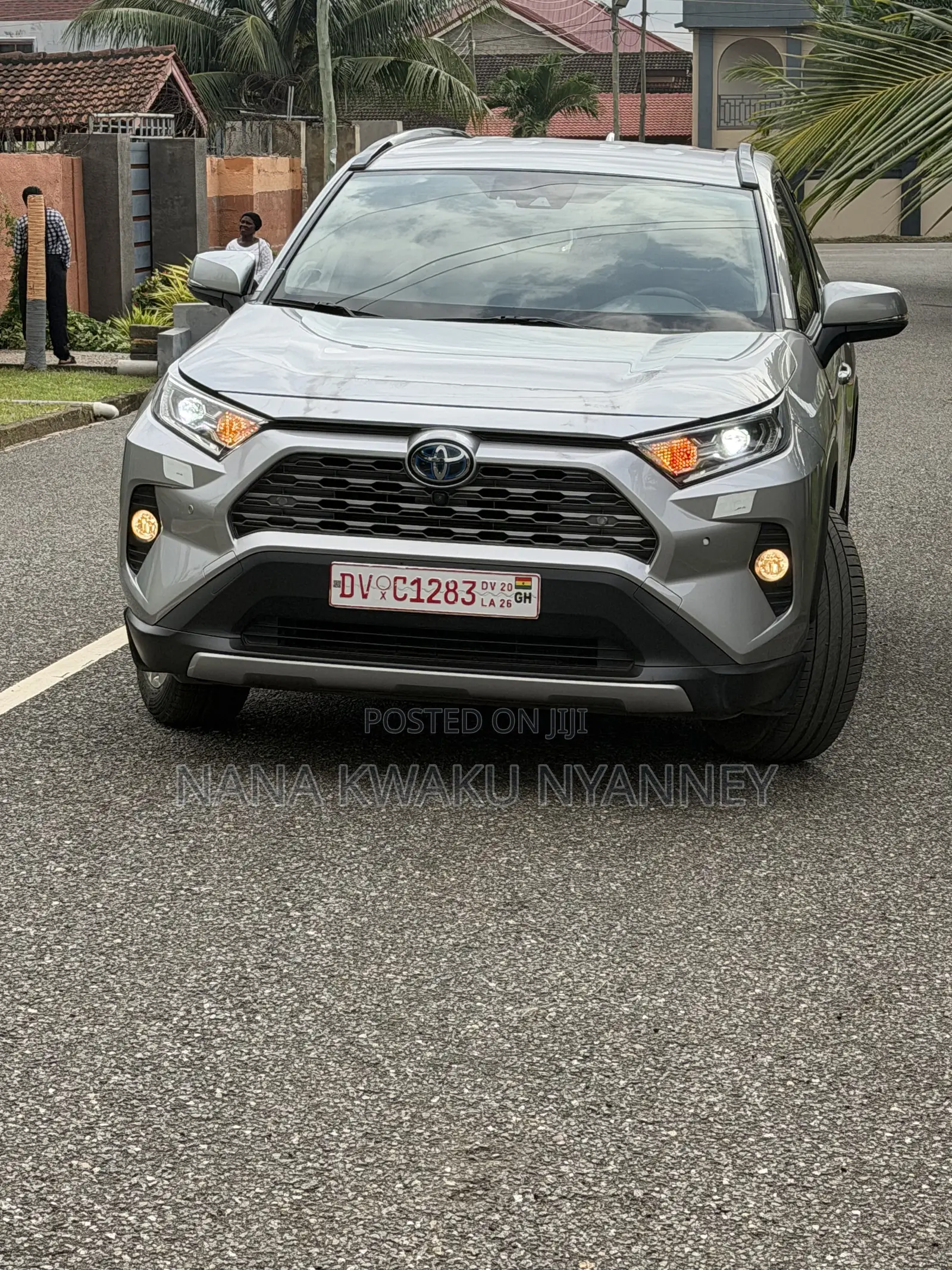 Toyota RAV4 2024 Silver