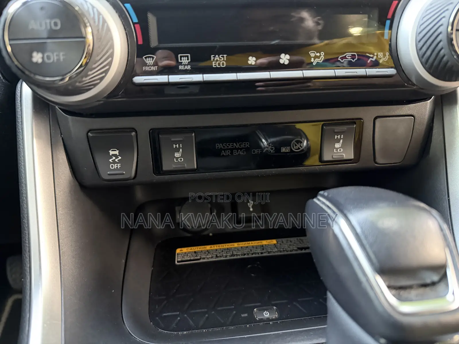 Toyota RAV4 2024 Silver