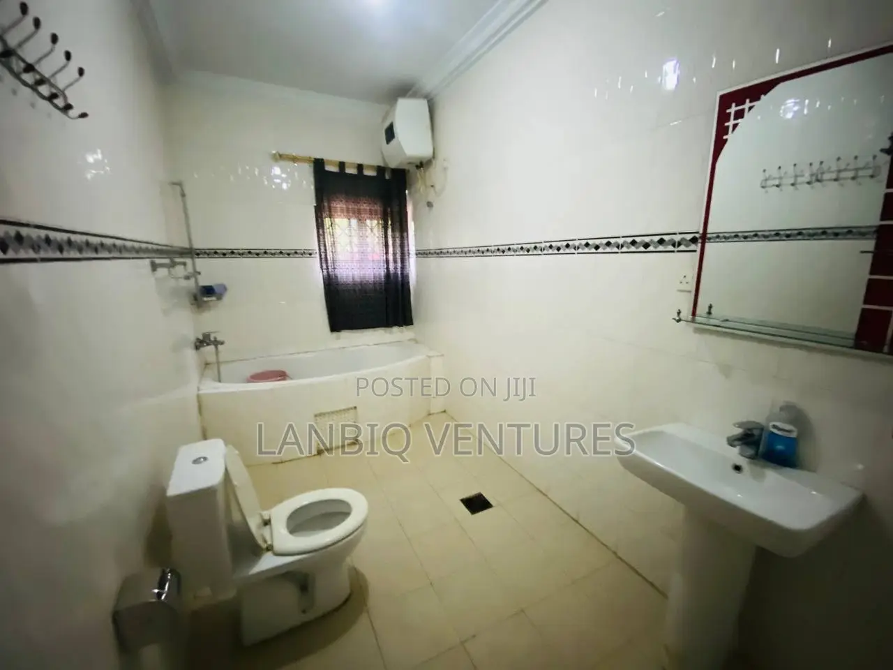 4bdrm House in East Legon for sale