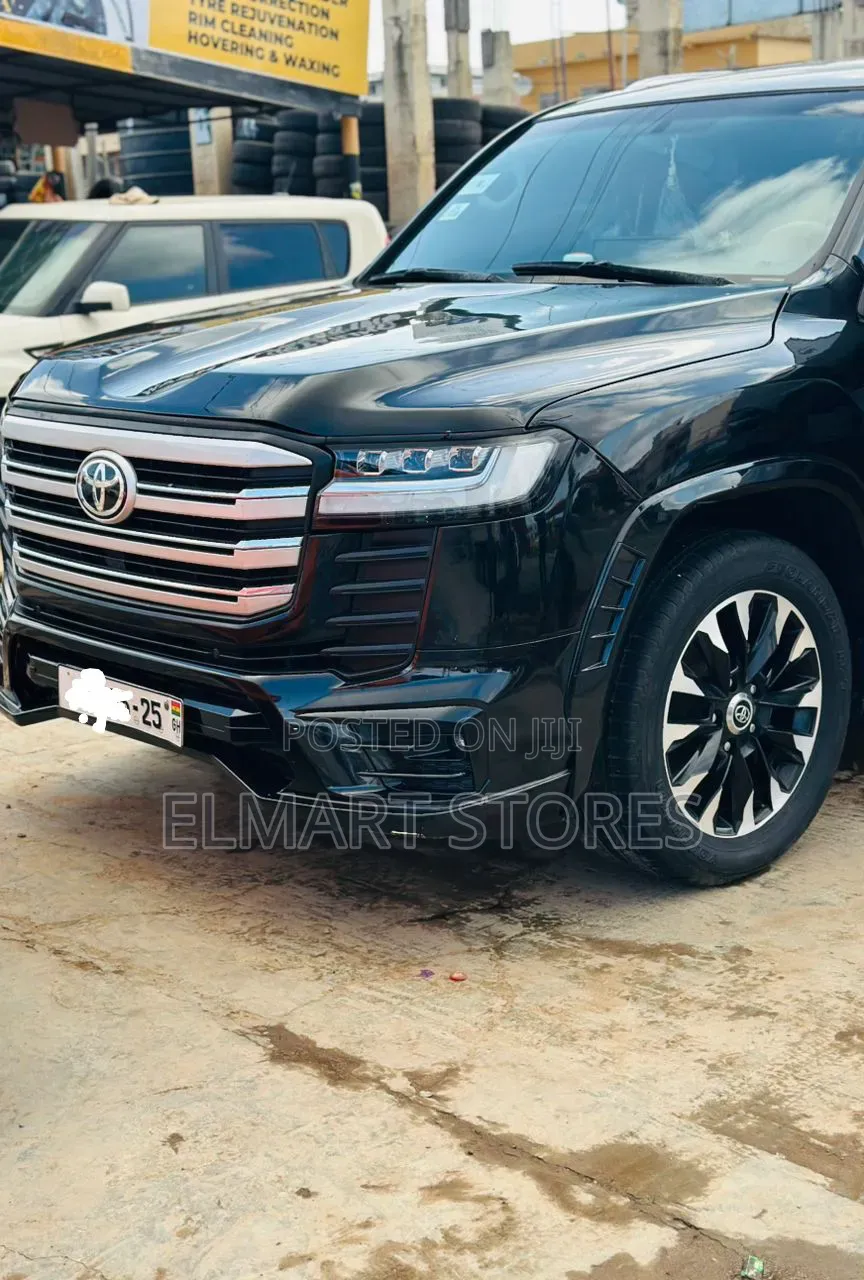 Toyota Land Cruiser 2017 Black