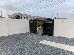 3bdrm House in Savana C25, Community 25 for rent