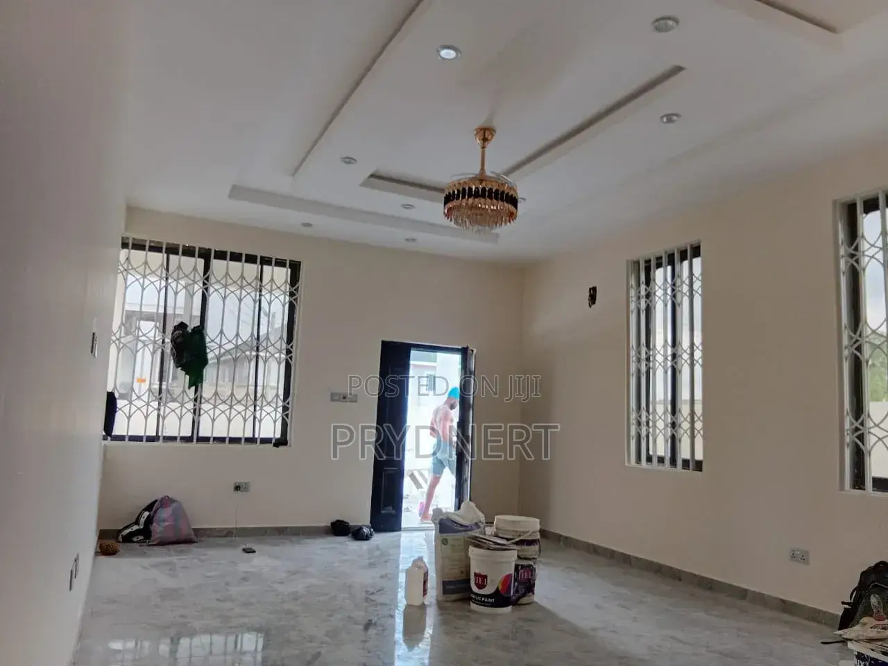 3bdrm House in Savana C25, Community 25 for rent