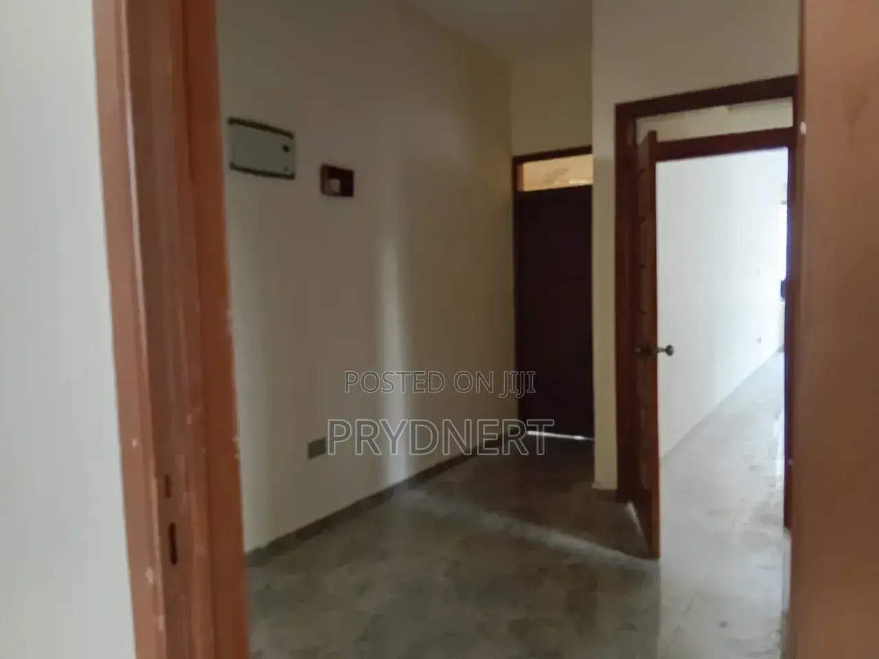 3bdrm House in Savana C25, Community 25 for rent