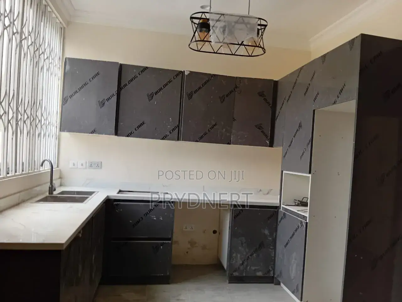 3bdrm House in Savana C25, Community 25 for rent