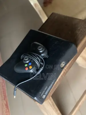 Xbox 360 Slim