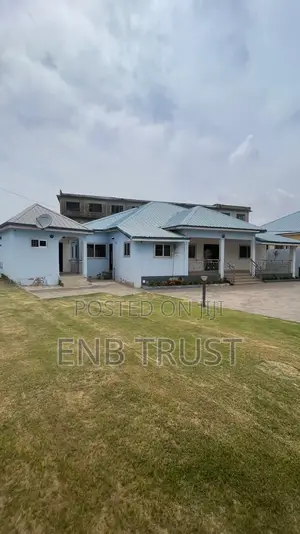 3bdrm House in Achimota, Mile 7 for rent