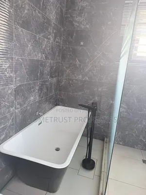 4bdrm Duplex in Achimota Tantra, Mile 7 for sale
