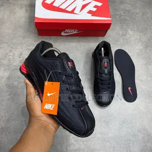Nike WMNS Shox Z Sneakers Black/White