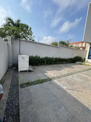 5bdrm House in Unique Key Agency, East Legon for rent