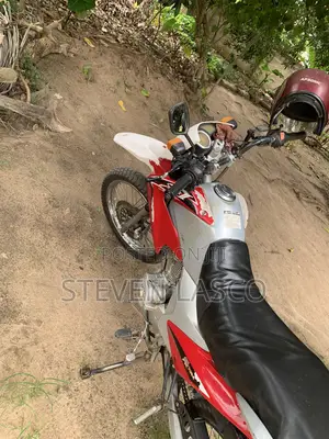 Royal RY150 2019 Red