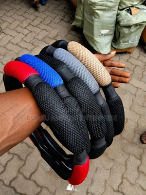 Foamy Net Sports Steering Wheel Cover