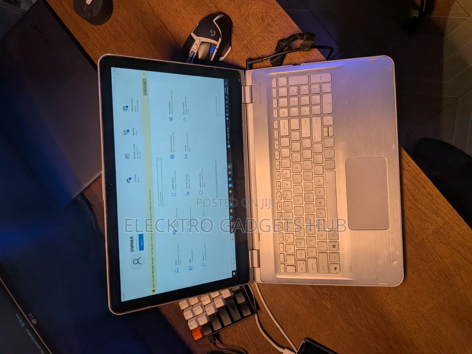 Laptop HP Envy x360 Convertible 15 es2xx 8GB Intel Core i5 SSD 512GB