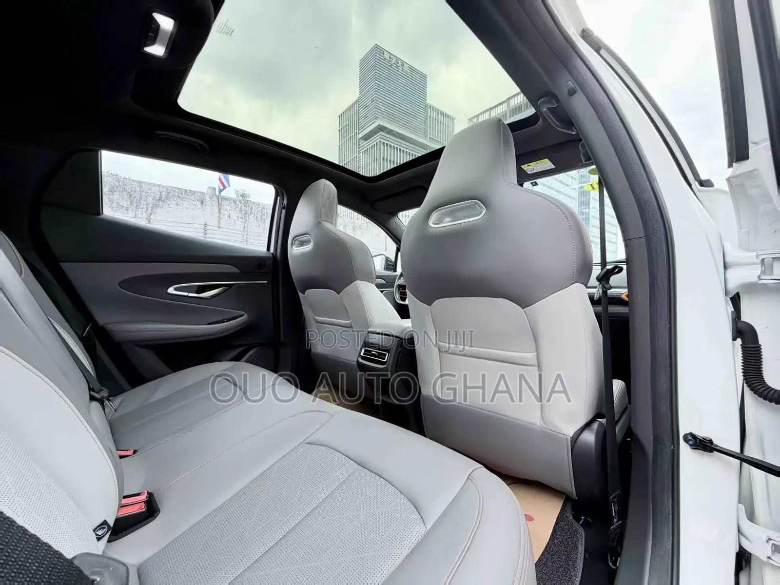 Changan UNI-T 1.5 FWD 2022 White