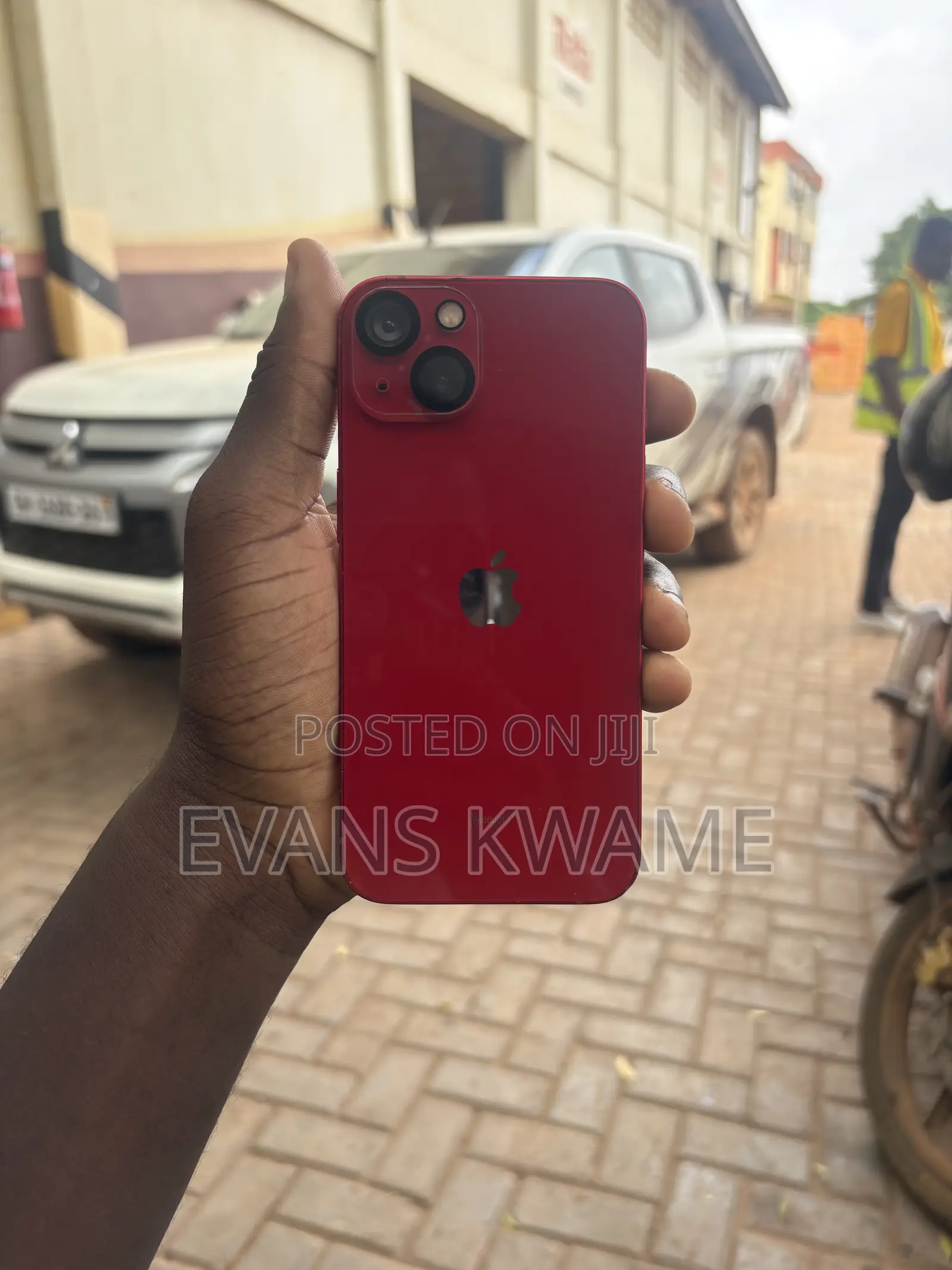 Apple iPhone 13 256 GB Red