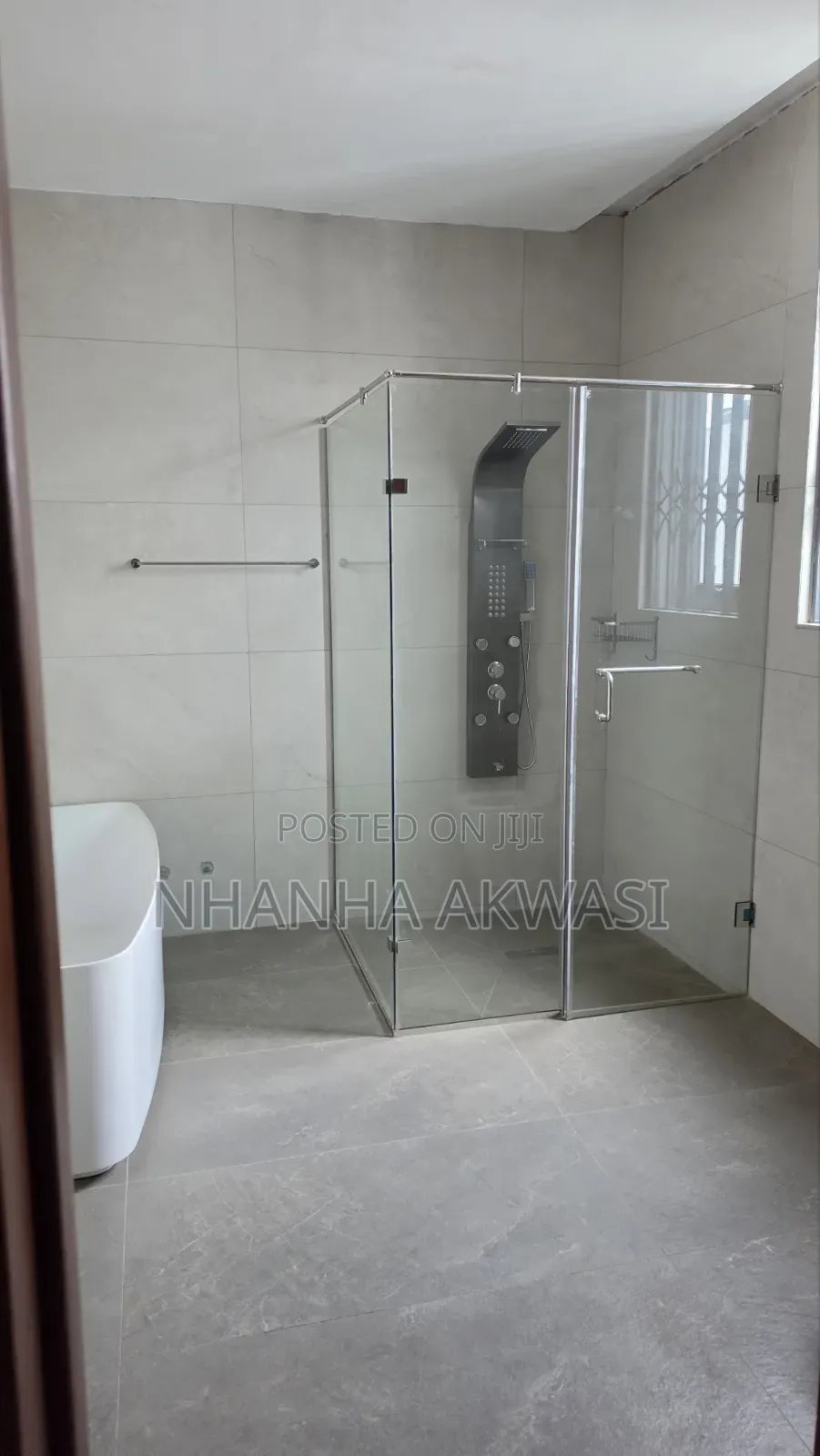 4bdrm House in Community 24, Sakumono for rent