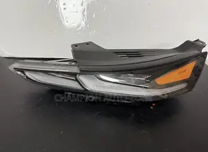 Hyundai Santa Fe 2021-2022-2023 Original Headlight