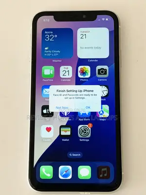 Apple iPhone XR 64 GB White