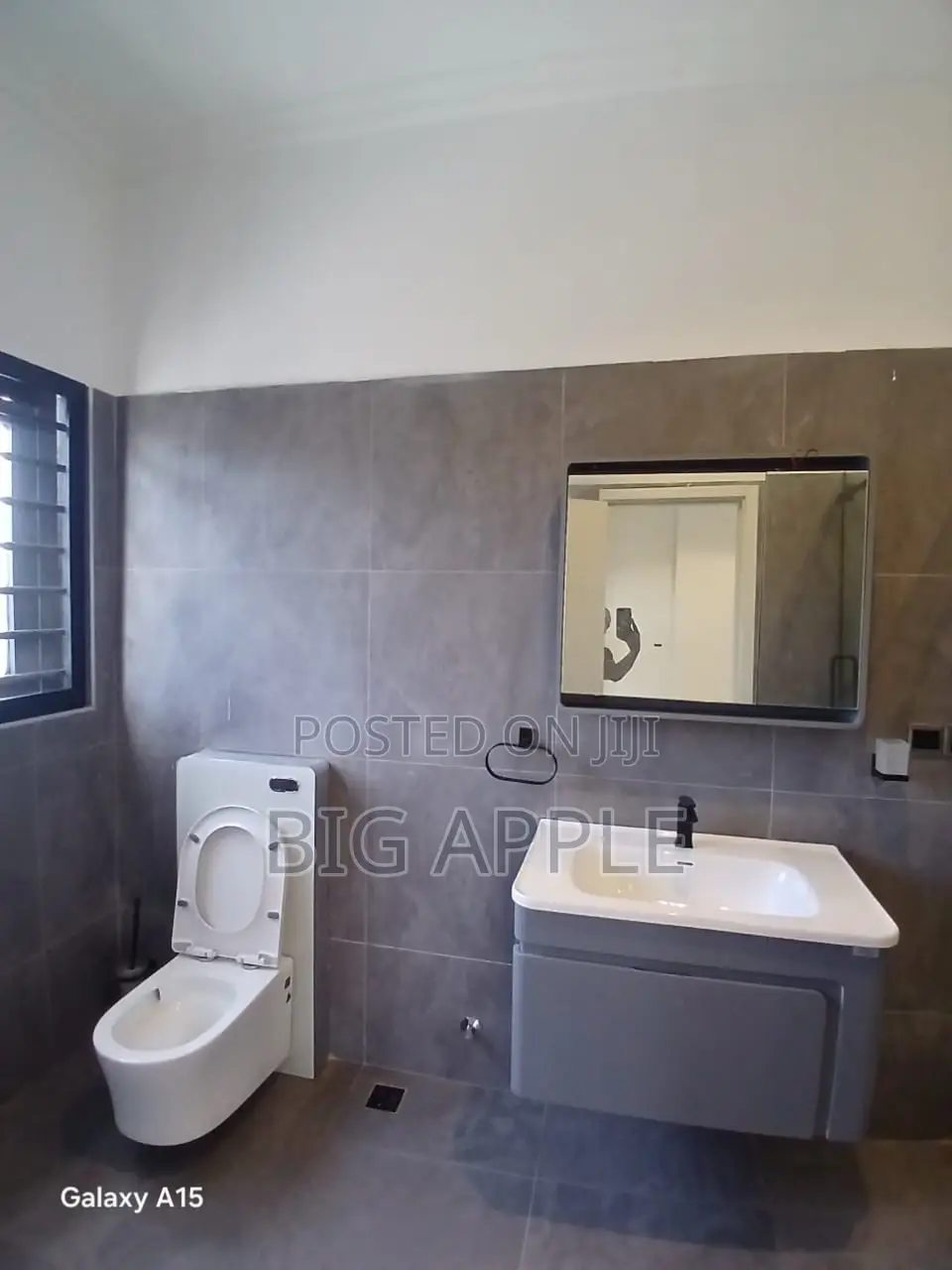 3bdrm House in Lakeside Community 8 for rent
