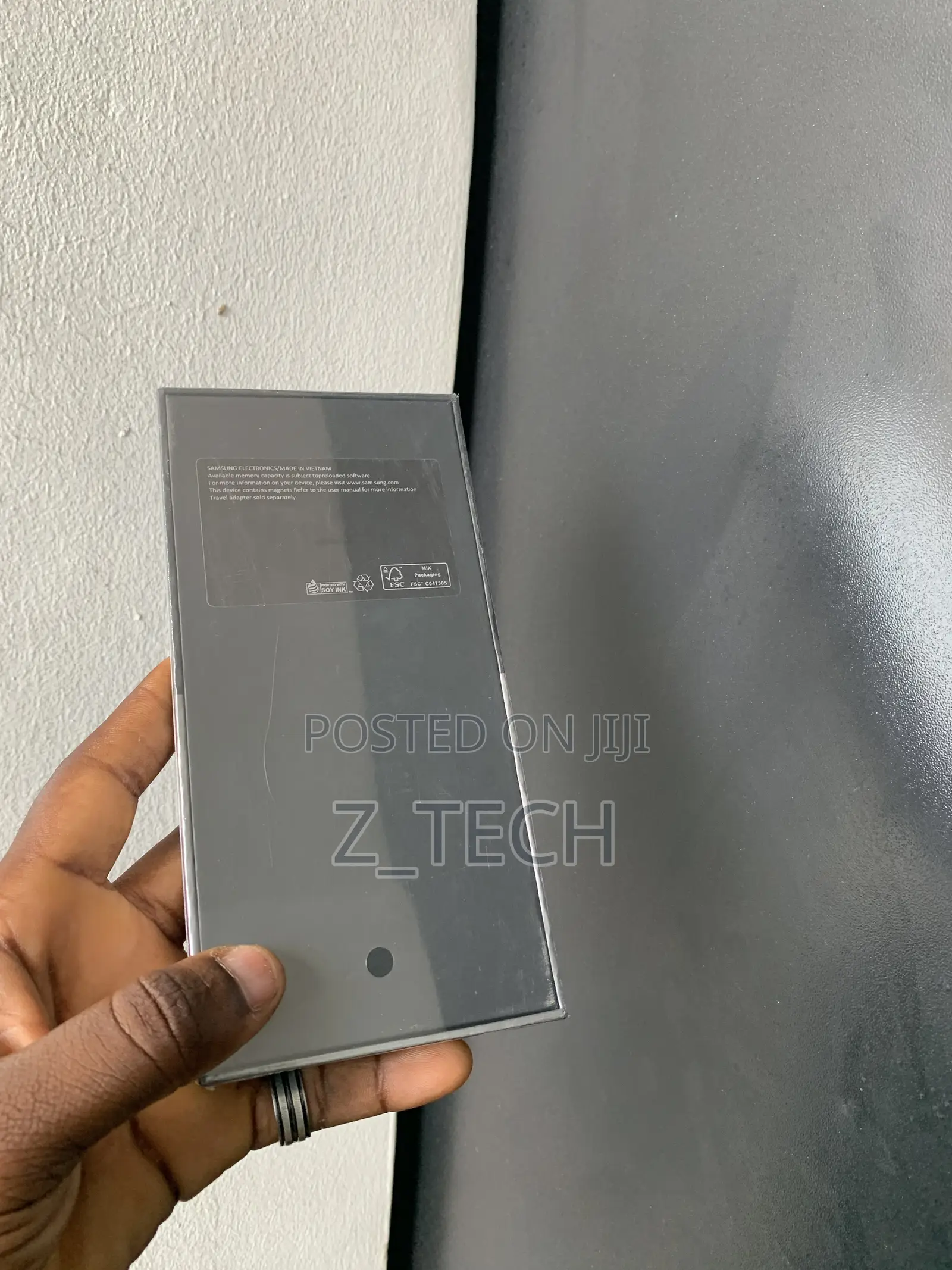 New Samsung Galaxy Z Flip4 256 GB Black