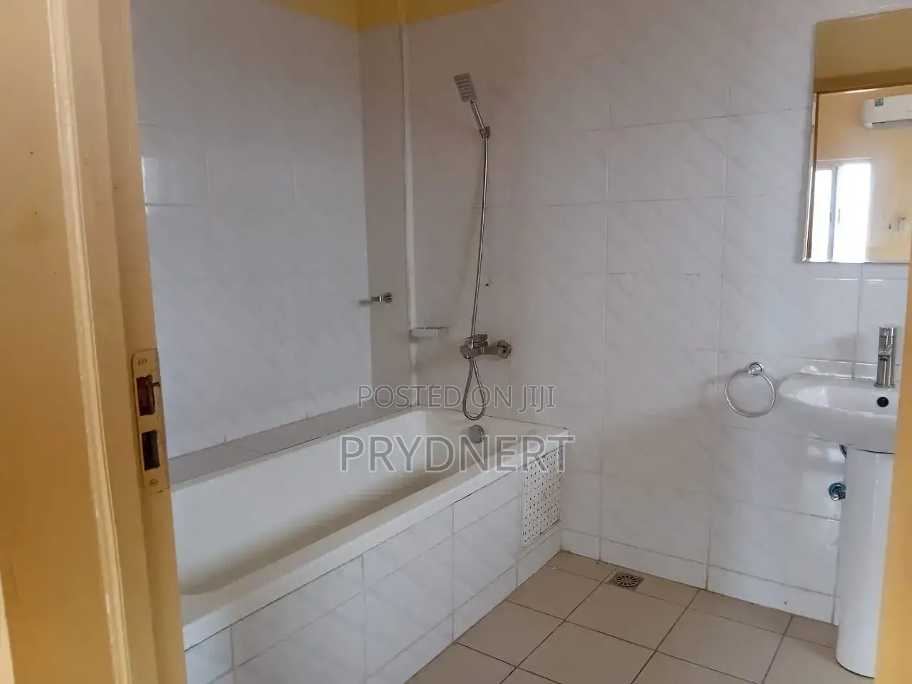 2bdrm Apartment in Devtraco C25, Community 25 for rent