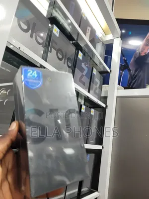 New Samsung Galaxy S10 Plus 128 GB Black