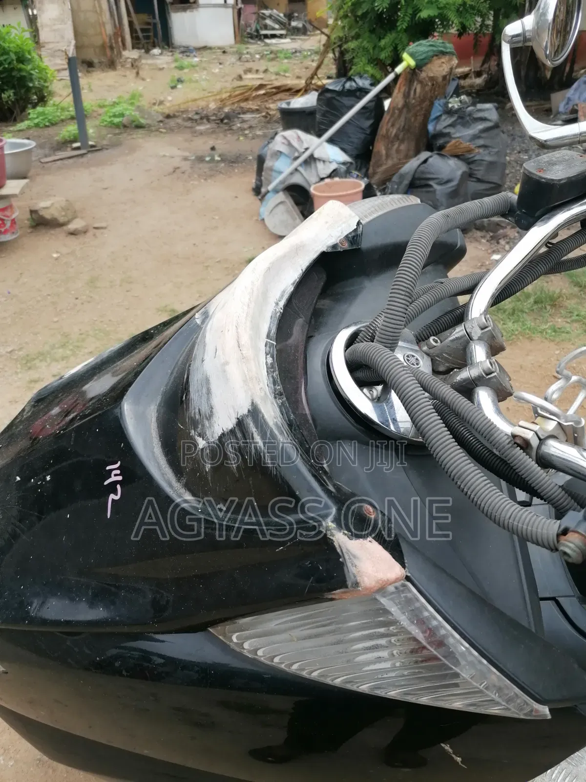 Yamaha 2010 Black