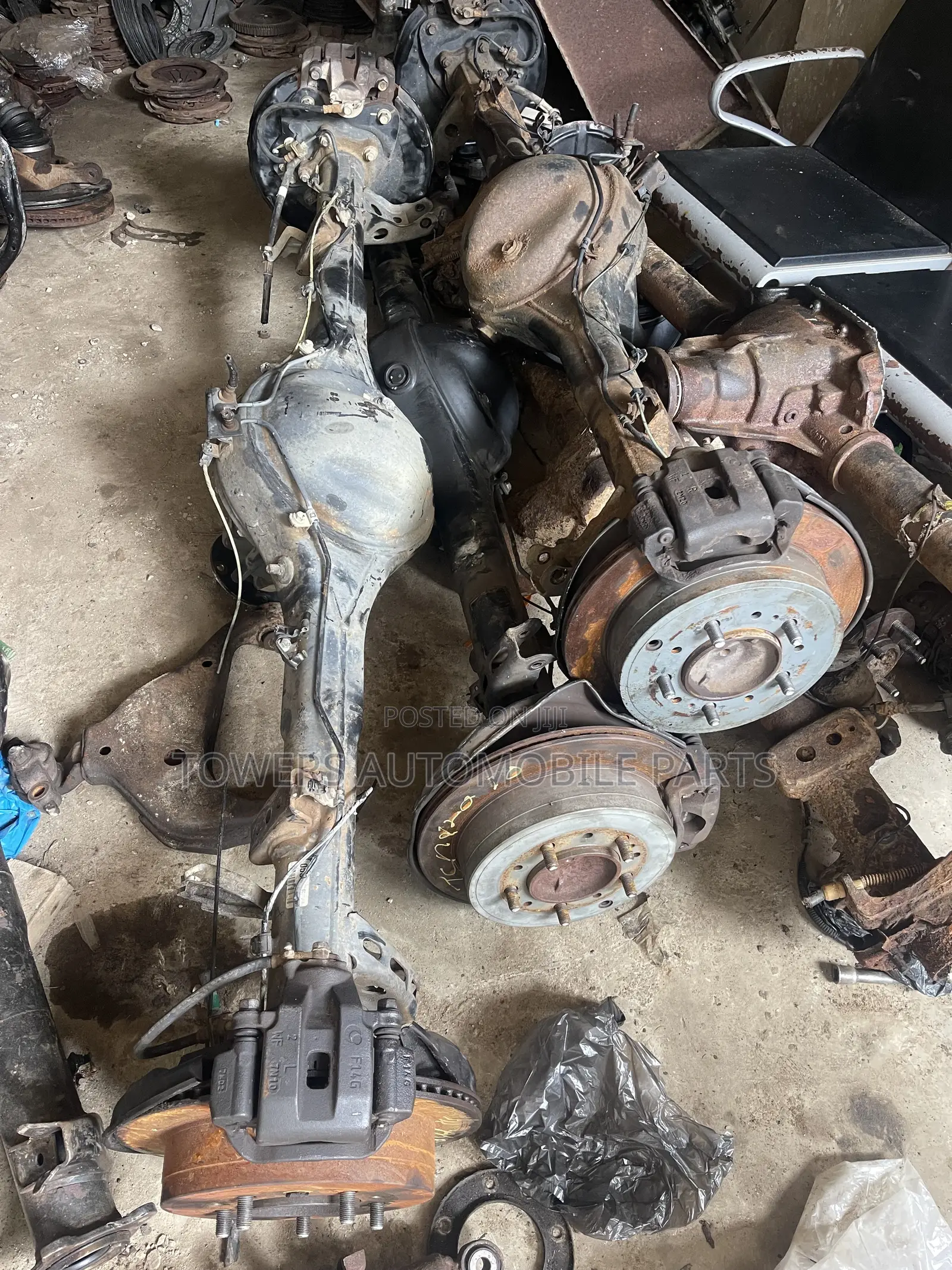 Toyota Tundra 2007-2022 Back Axle Complete