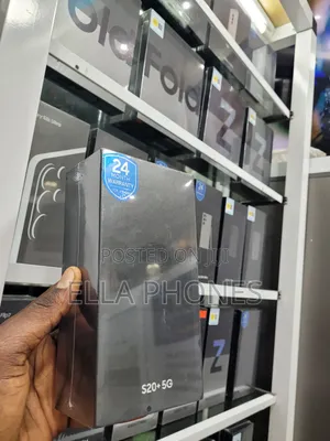 New Samsung Galaxy S20 128 GB Black
