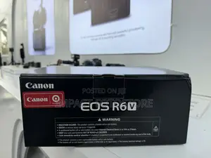Canon Eos R6 v Mirrorless Camera Body Only