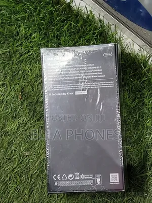 New Samsung Galaxy S10e 128 GB Black