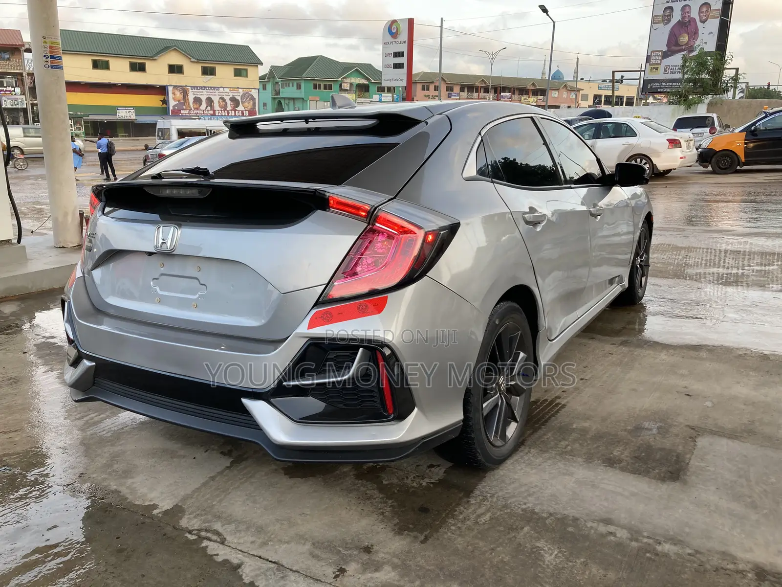 Honda Civic Sport Touring 4dr Hatchback (1.5L 4cyl) 2017 Silver