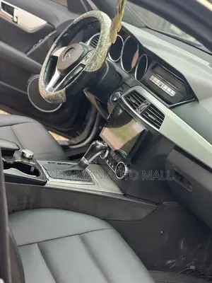 Mercedes-Benz C250 2012 Black