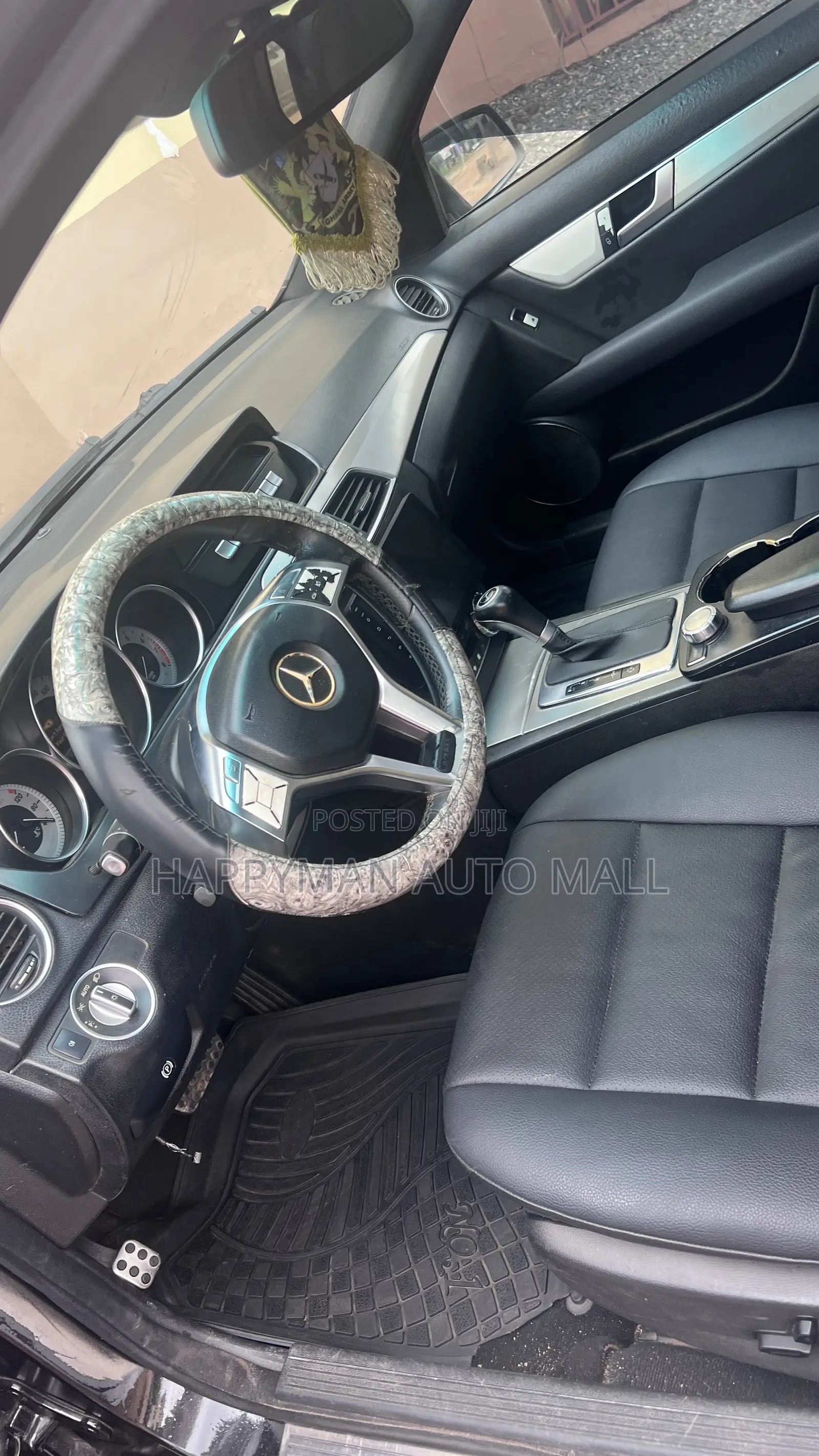 Mercedes-Benz C250 2012 Black