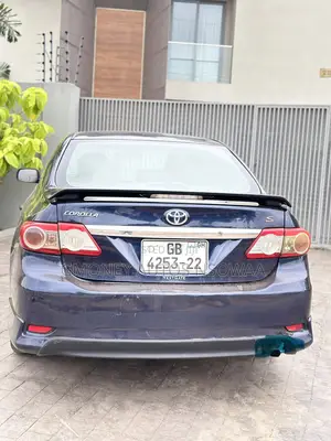 Toyota Corolla S Special Edition 4dr Sedan (1.8L 4cyl 4A) 2013 Blue